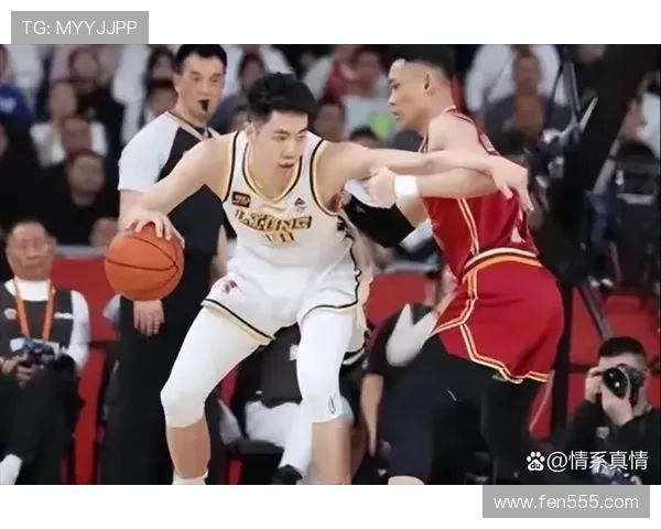 苏群:广厦应灵活运用多种防守策略 北京利用后三节篮板优势掌控转换进攻 苏群:广厦应灵活运用多种防守策略 北京利用后三节篮板优势掌控转换进攻