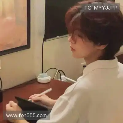 蓬盈晓